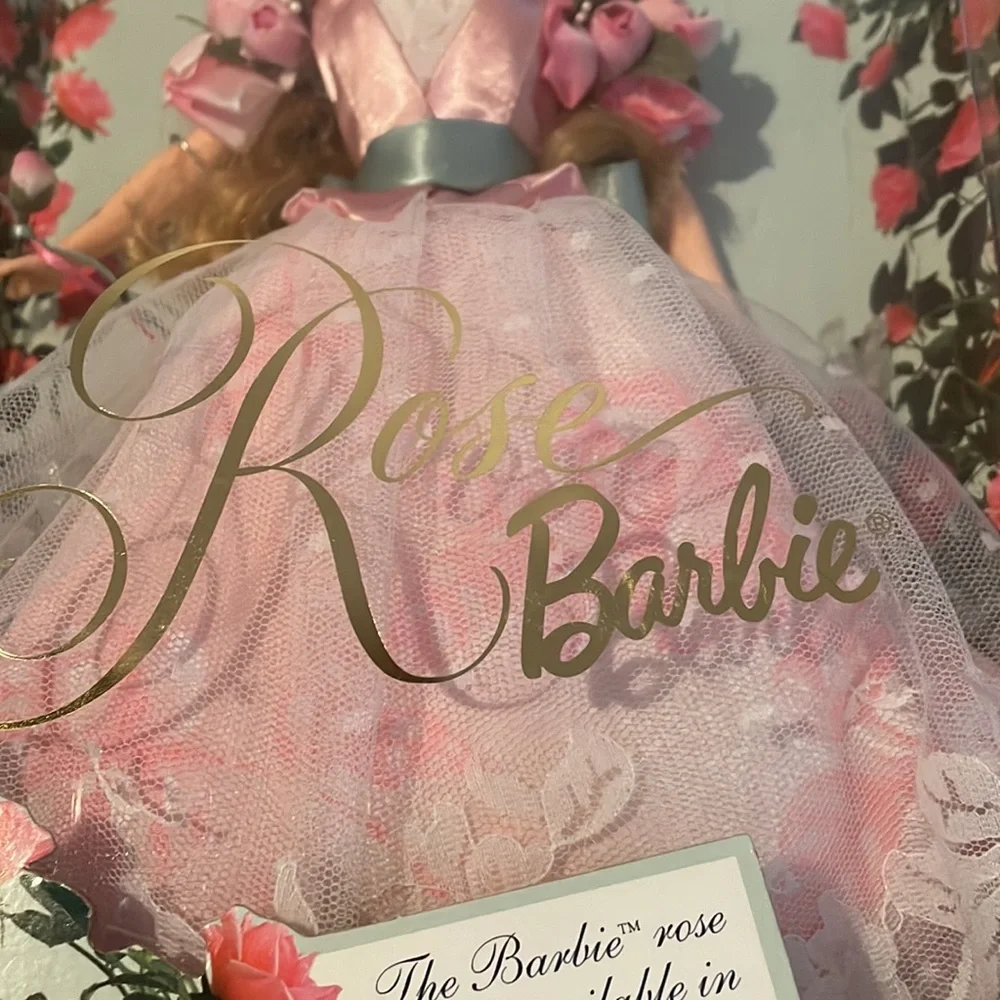 Collector Edition Rose Barbie 1998 - Picture 4 of 5